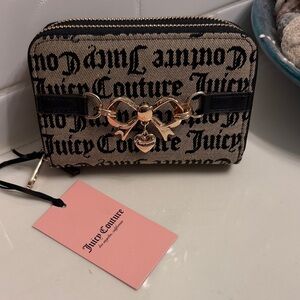 Juicy Couture Beige Black Logo double Zip Wallet with Gold Hardware